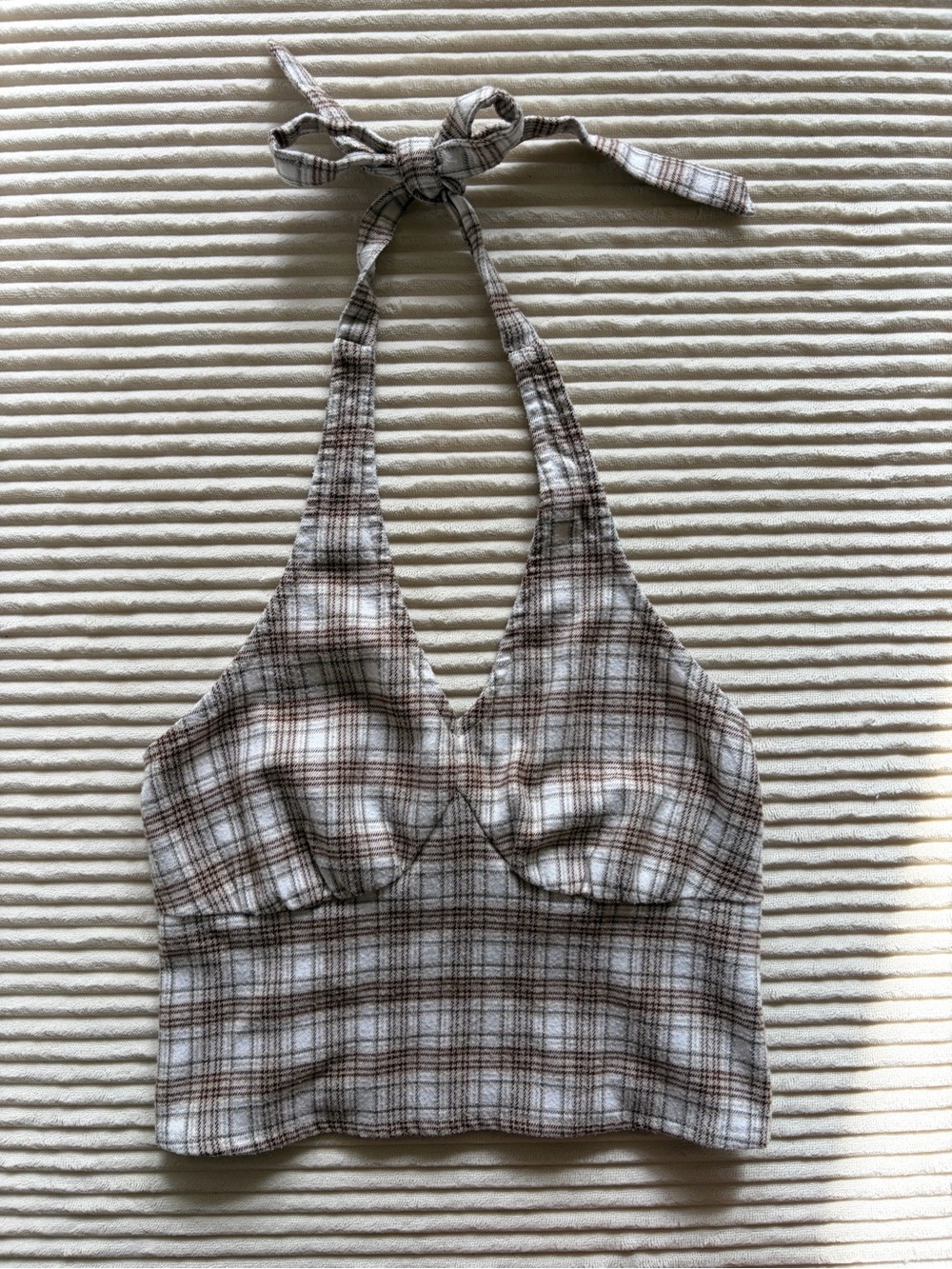 Hollister Plaid Halter Crop Top in White and Brown Size XS
